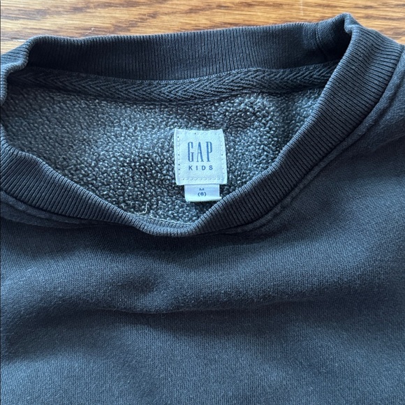 Gap Kids Crew Cut Sweatshirt - Picture 2 of 2